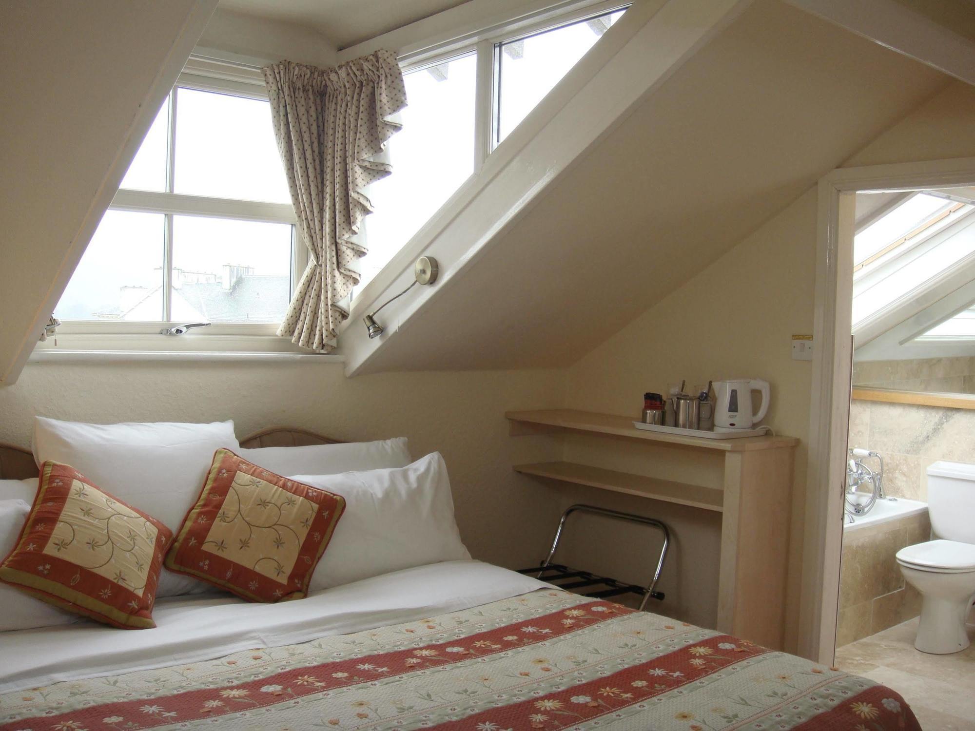 May Cottage B&B Bowness-on-Windermere Dış mekan fotoğraf