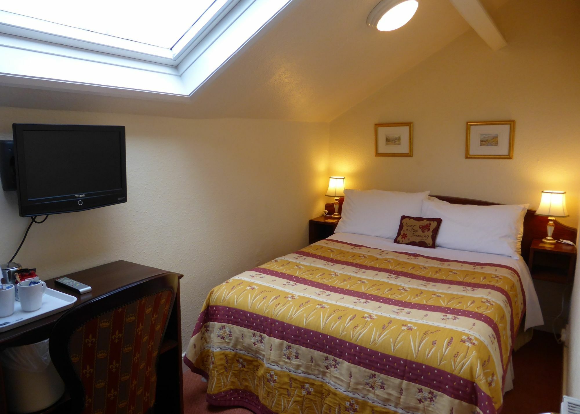 May Cottage B&B Bowness-on-Windermere Dış mekan fotoğraf