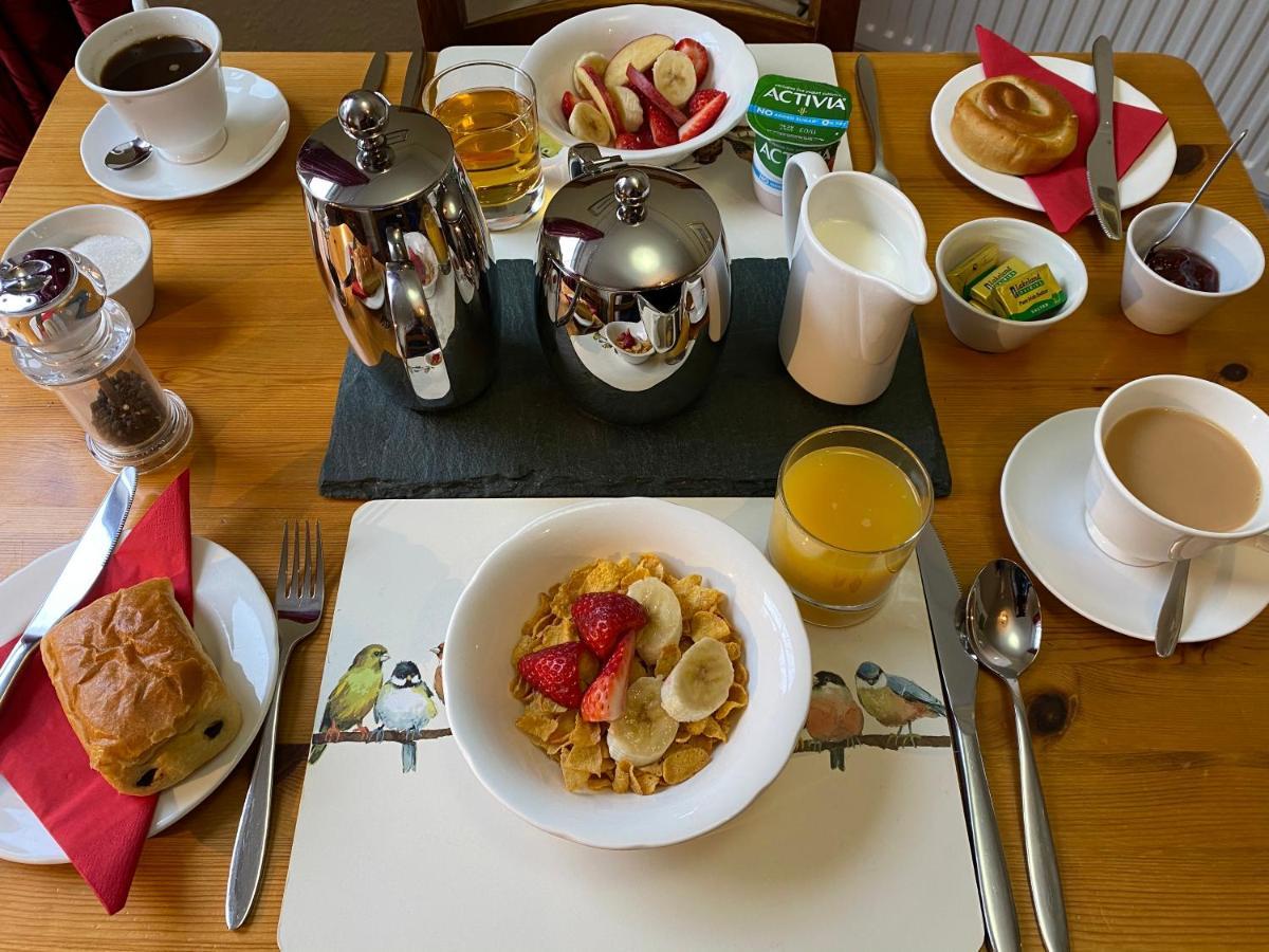 May Cottage B&B Bowness-on-Windermere Dış mekan fotoğraf